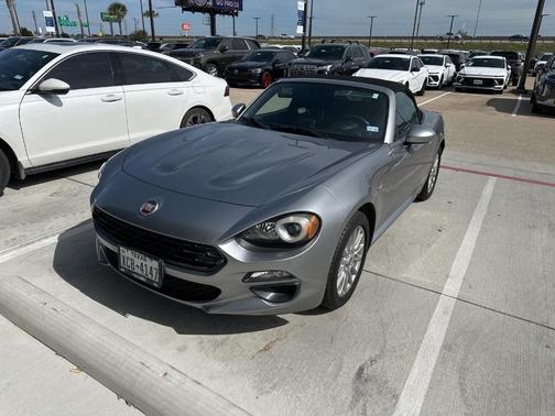 Grigio Argento 2017 FIAT 124 Spider Classica