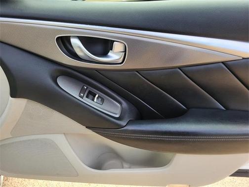 2014 INFINITI Q50 Premium