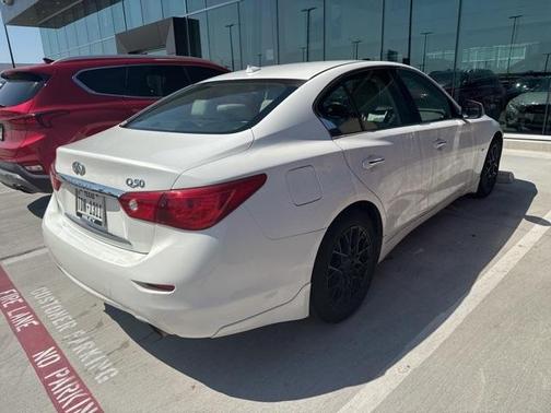 2014 INFINITI Q50 Premium