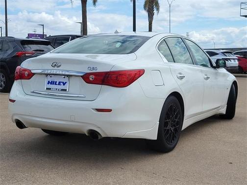 2014 INFINITI Q50 Premium