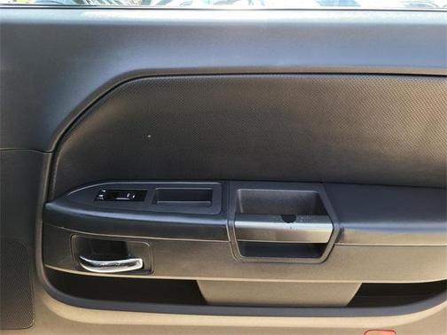 2012 Dodge Challenger SXT