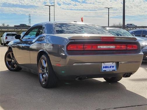 2012 Dodge Challenger SXT