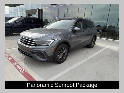 Platinum Gray Metallic 2022 Volkswagen Tiguan 2.0T SE