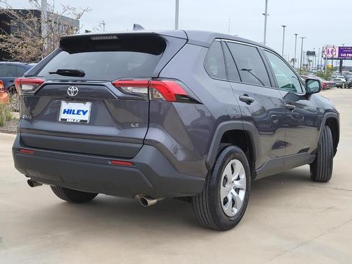 Magnetic Gray Metallic 2022 Toyota RAV4 LE