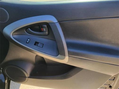 2009 Toyota RAV4 Sport