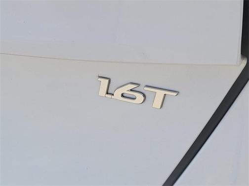 2025 Hyundai KONA Limited