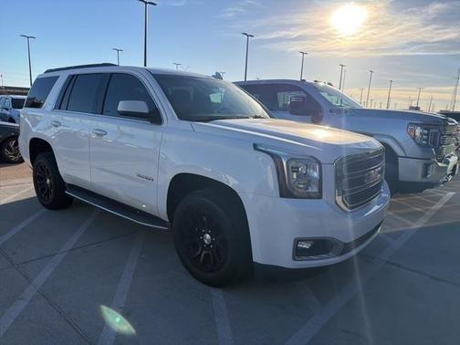2017 GMC Yukon SLT