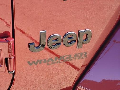 2021 Jeep Wrangler Unlimited Sahara Altitude