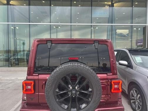 2021 Jeep Wrangler Unlimited Sahara Altitude