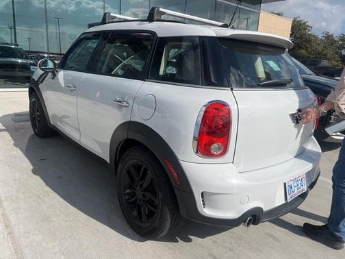 2012 MINI Cooper S Countryman Base