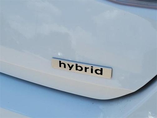 2025 Hyundai ELANTRA HEV SEL