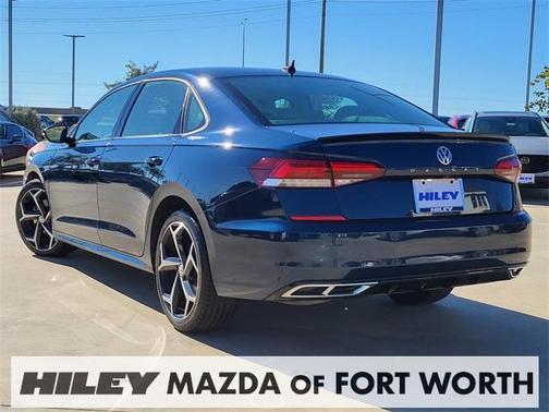 2021 Volkswagen Passat 2.0T R-Line