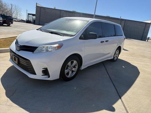 2020 Toyota Sienna L