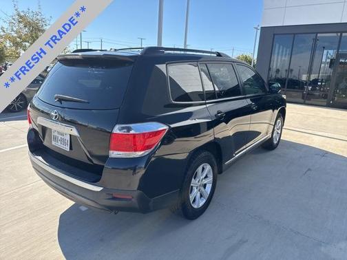 2013 Toyota Highlander SE