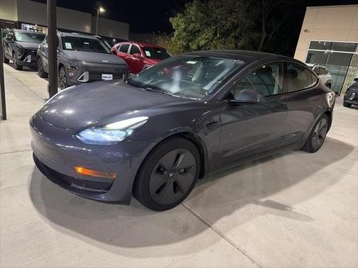 2023 Tesla Model 3 Base