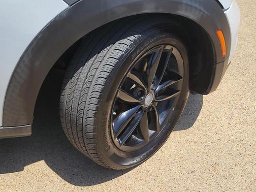 Light White 2012 MINI Cooper S Countryman Base