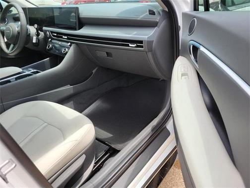 2025 Hyundai SONATA SEL Convenience