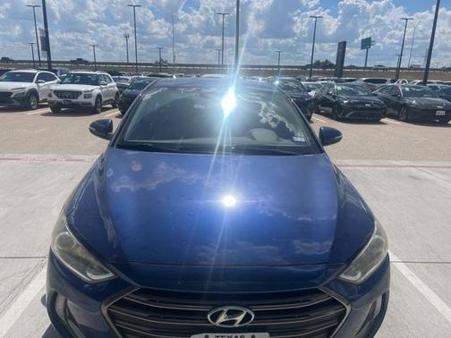 2017 Hyundai ELANTRA Limited