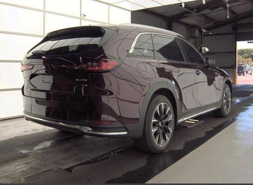 2024 Mazda CX-90 PHEV Premium Plus