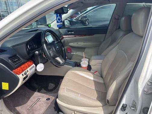 2011 Subaru Outback 2.5i