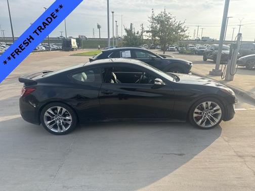 2013 Hyundai Genesis Coupe 3.8 Track
