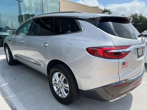 2018 Buick Enclave Essence