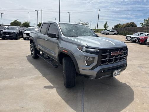 Sterling 2023 GMC Canyon AT4