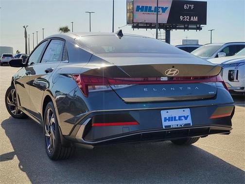 2025 Hyundai ELANTRA HEV Limited