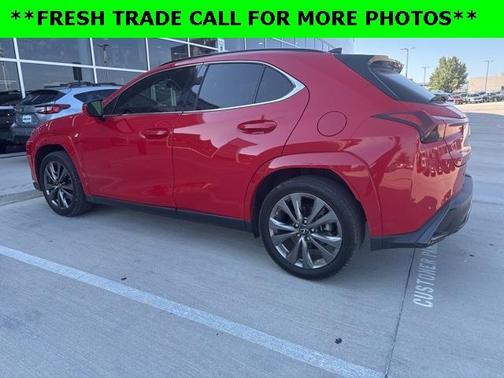 2023 Lexus UX 250h F SPORT Handling
