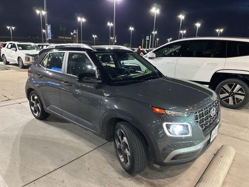 2024 Hyundai VENUE Limited