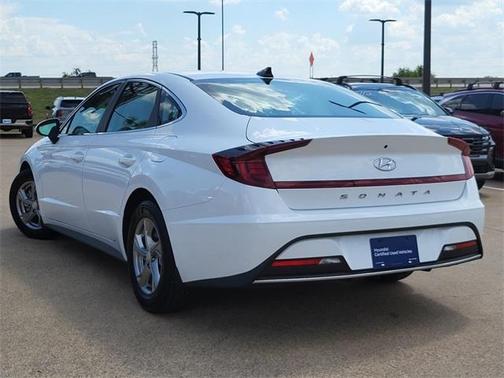 2023 Hyundai SONATA SE