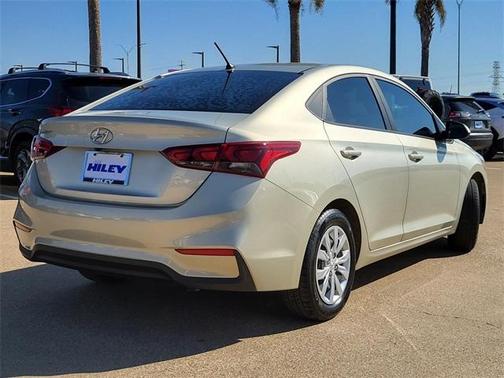 2020 Hyundai Accent SE