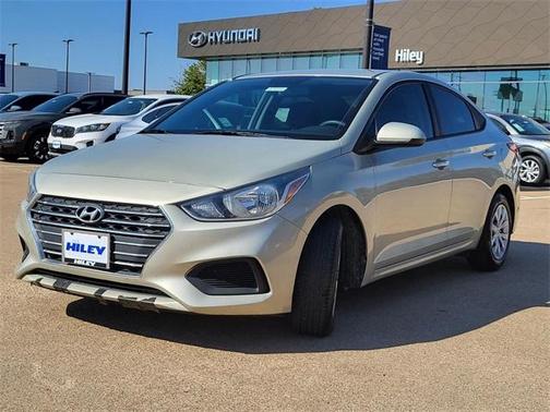 2020 Hyundai Accent SE
