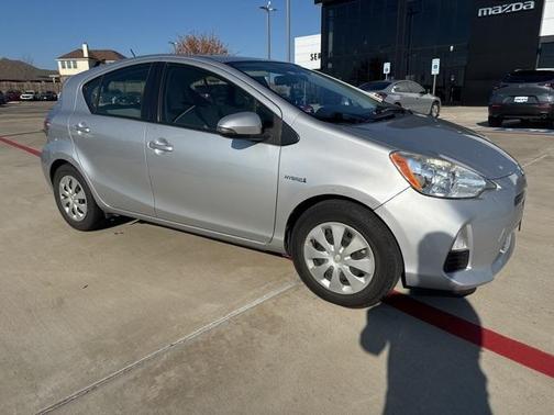 2014 Toyota Prius c Four