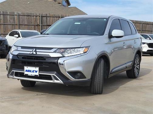 2020 Mitsubishi Outlander ES