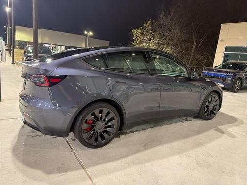 2023 Tesla Model Y Performance