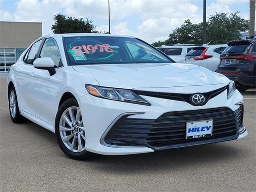 2021 Toyota Camry LE