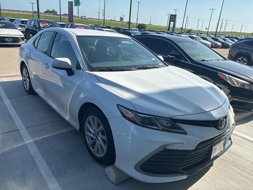 2021 Toyota Camry LE