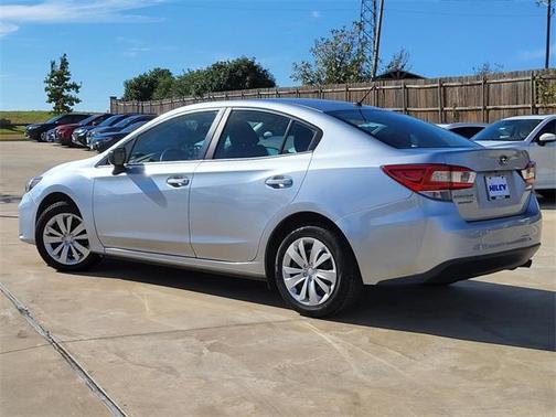 2019 Subaru Impreza 2.0i