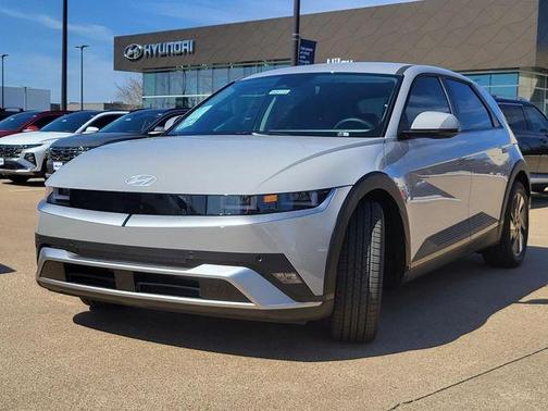 2026 Hyundai IONIQ 5 SE