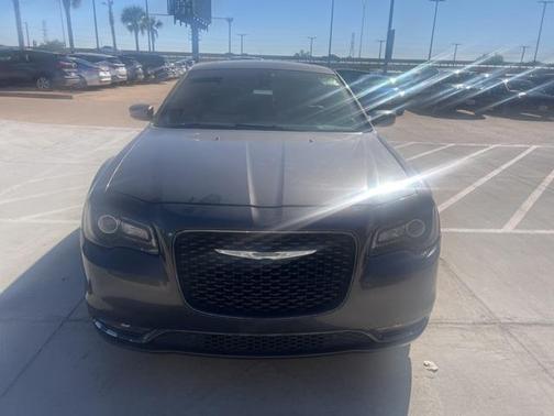 2017 Chrysler 300 S