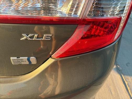 2013 Toyota Camry Hybrid XLE