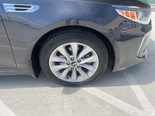 2018 Kia Optima S