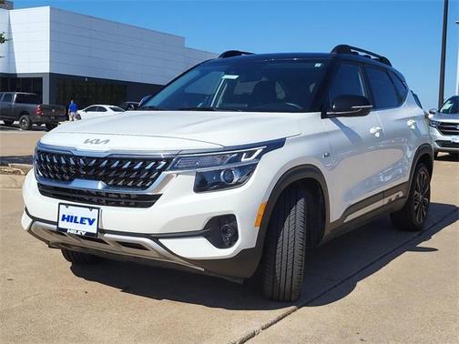 2022 Kia Seltos Nightfall