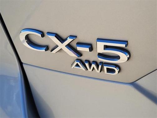 2023 Mazda CX-5 2.5 S Preferred Package