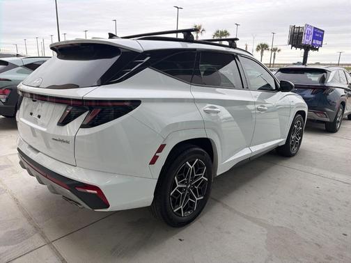 White Pearl 2024 Hyundai TUCSON Hybrid N Line