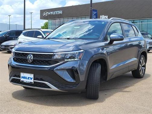 2024 Volkswagen Taos 1.5T SE