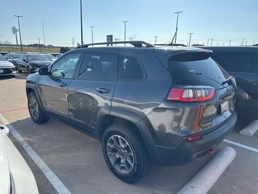 2020 Jeep Cherokee Trailhawk