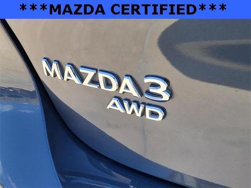 2024 Mazda Mazda3 Carbon Edition