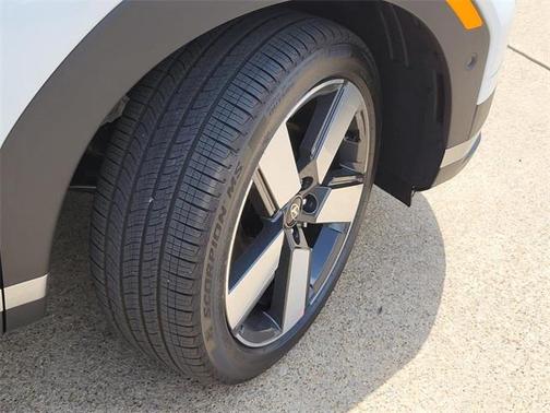 2025 Hyundai SANTA FE HEV Limited